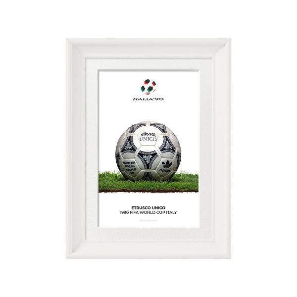 صورة الكرة الرسمية لكأس العالم 1990