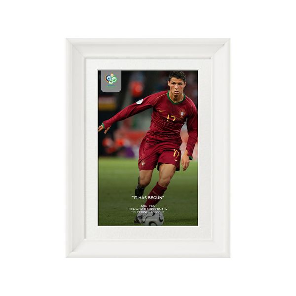 صورة مشاركة كريستيانو رونالدو الأولى 2006