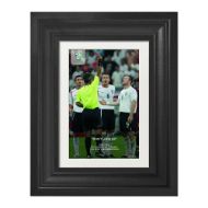 صورة بطاقة روني الحمراء 2006