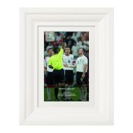 صورة بطاقة روني الحمراء 2006