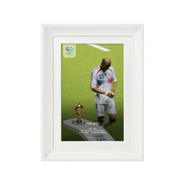 صورة بطاقة زيدان الحمراء 2006