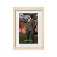 صورة مارادونا كمدير فني 2010