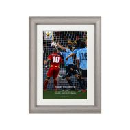 صورة لمسة يد سواريز ضد غانا 2010