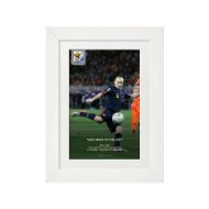 صورة هدف إنيستا ضد هولندا 2010 (1)