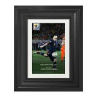 صورة هدف إنيستا ضد هولندا 2010 (1)