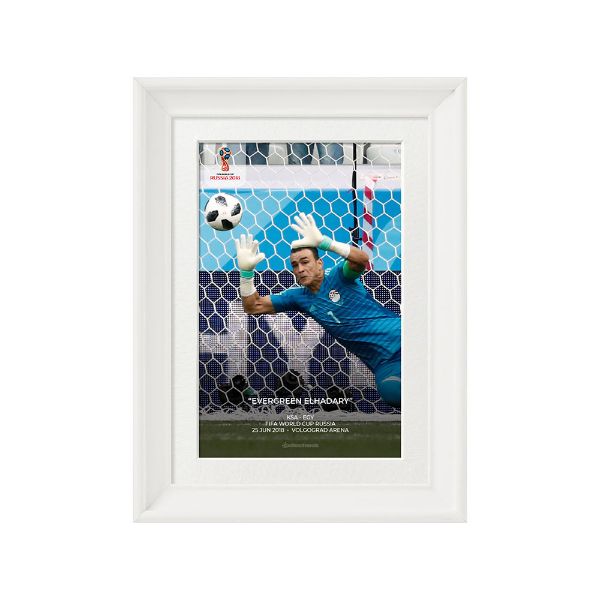 صورة الحضري يصد ضربة الجزاء ضد السعودية 2018