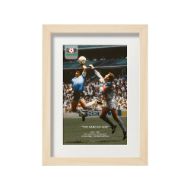 صورة هدف مارادونا الأول ضد إنجلترا 1986