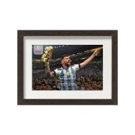 صورة ميسي يرفع كأس العالم 2022 (2)